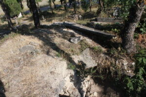 Safranbolu’da tarihi mezarlıklar talan edilmiş